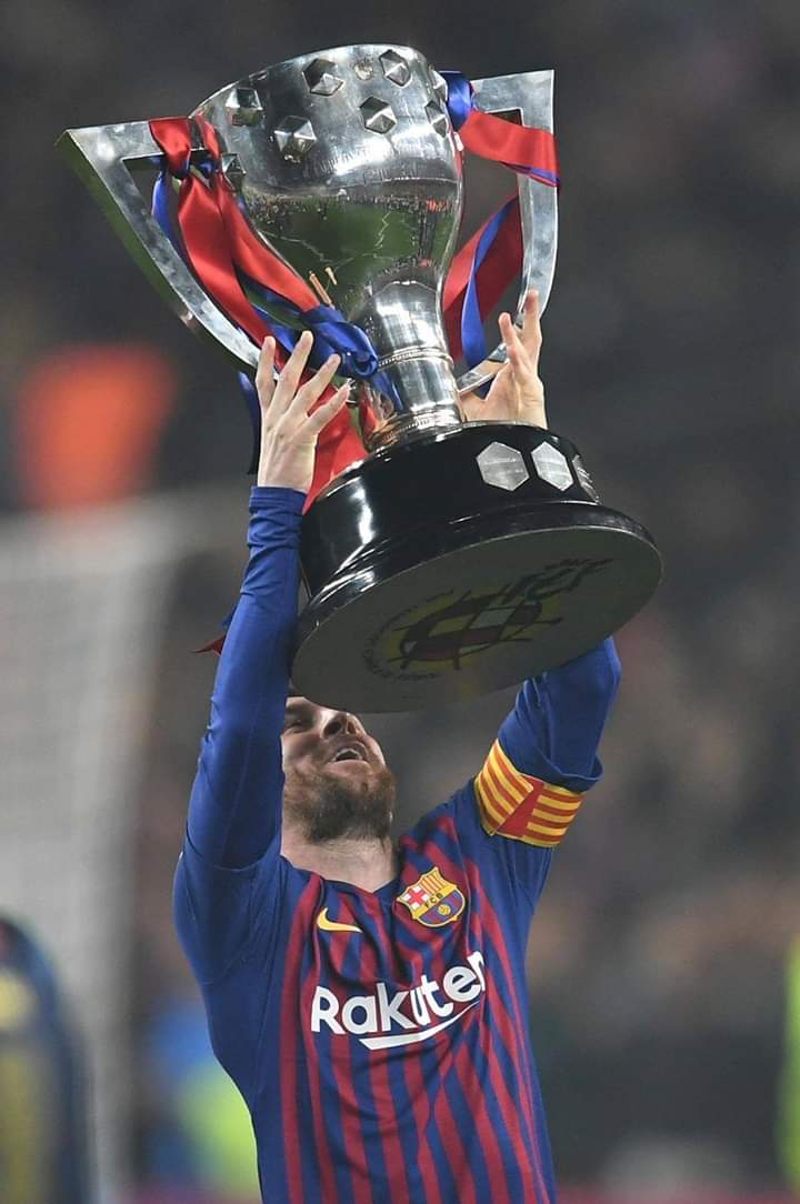 Officiel barcelone club is Spain's champion  2019