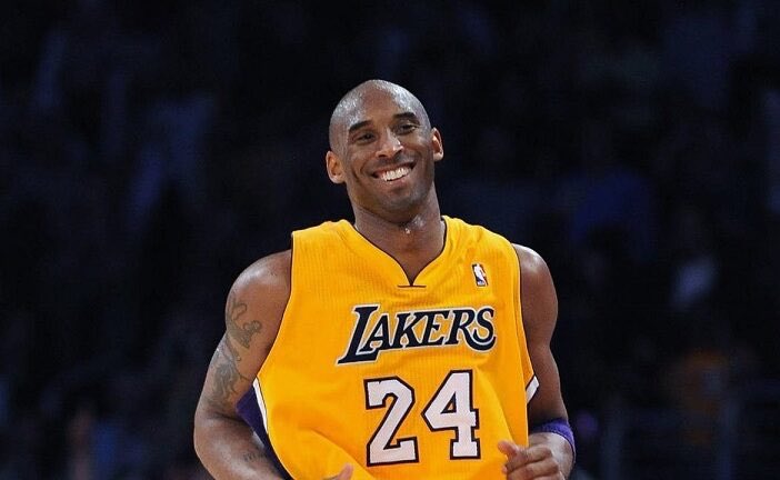 LEGEND KOBE BRYANT DIES IN HELICOPTER CRASH 