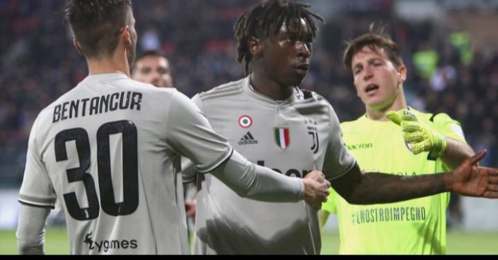 Arsenal begin talks with Juventus about moise kean